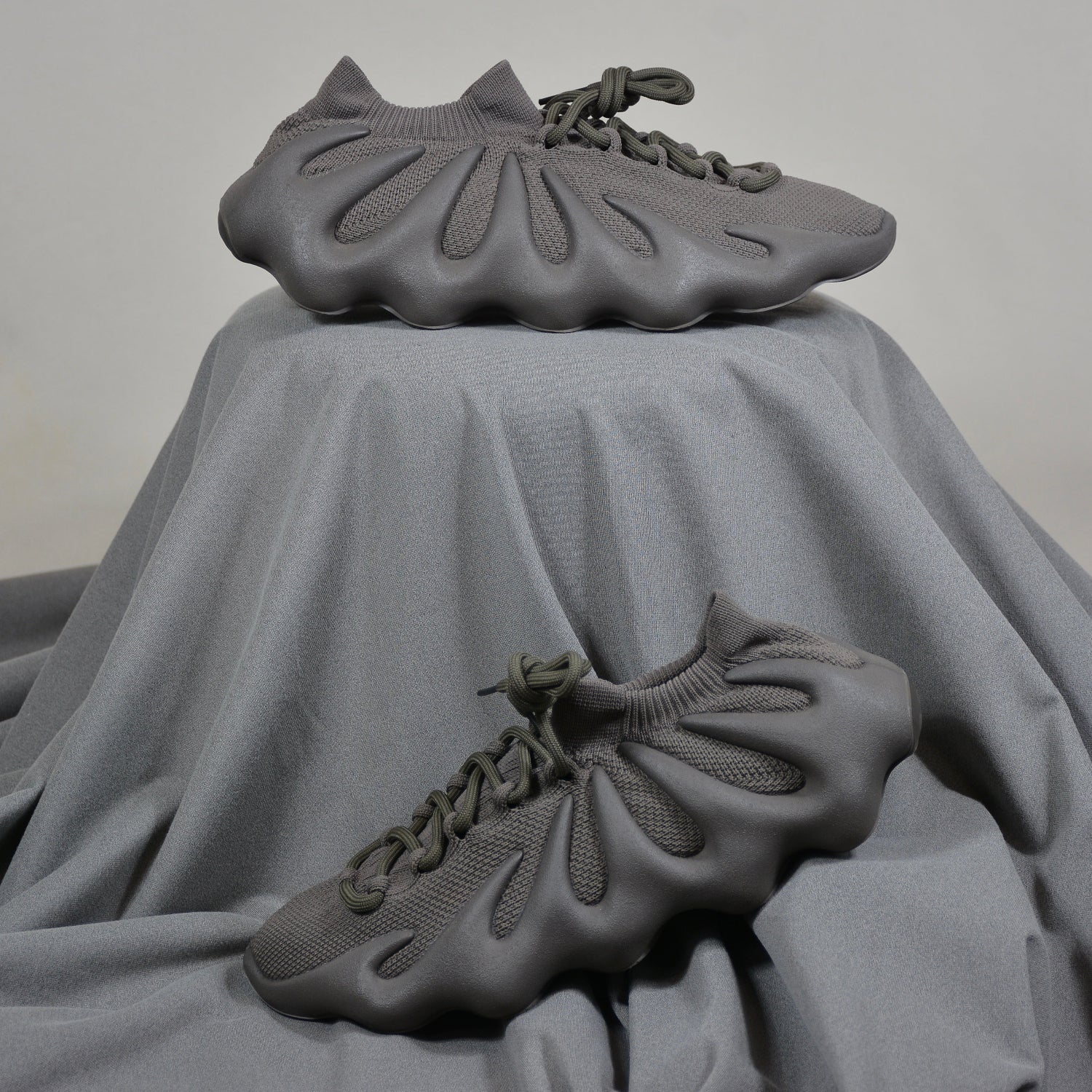 Yeezy 450 Cinder