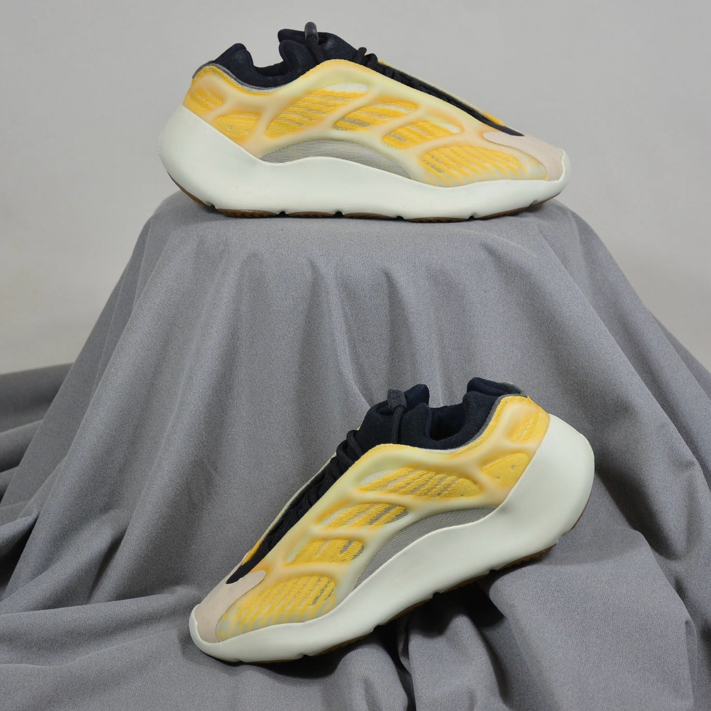 Yeezy 700 V3 Mono Safflower