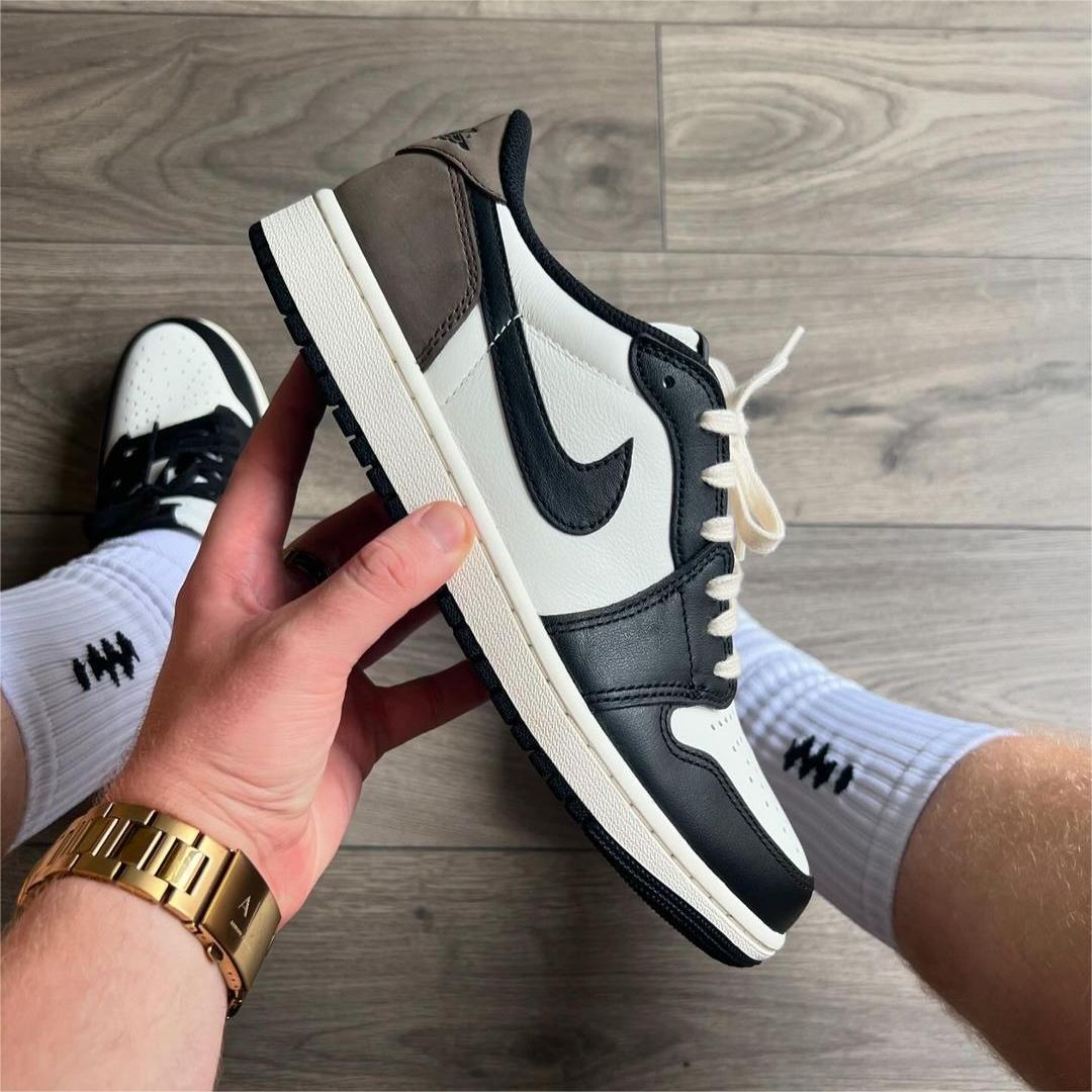 Air Jordan 1 Low Og Mocha