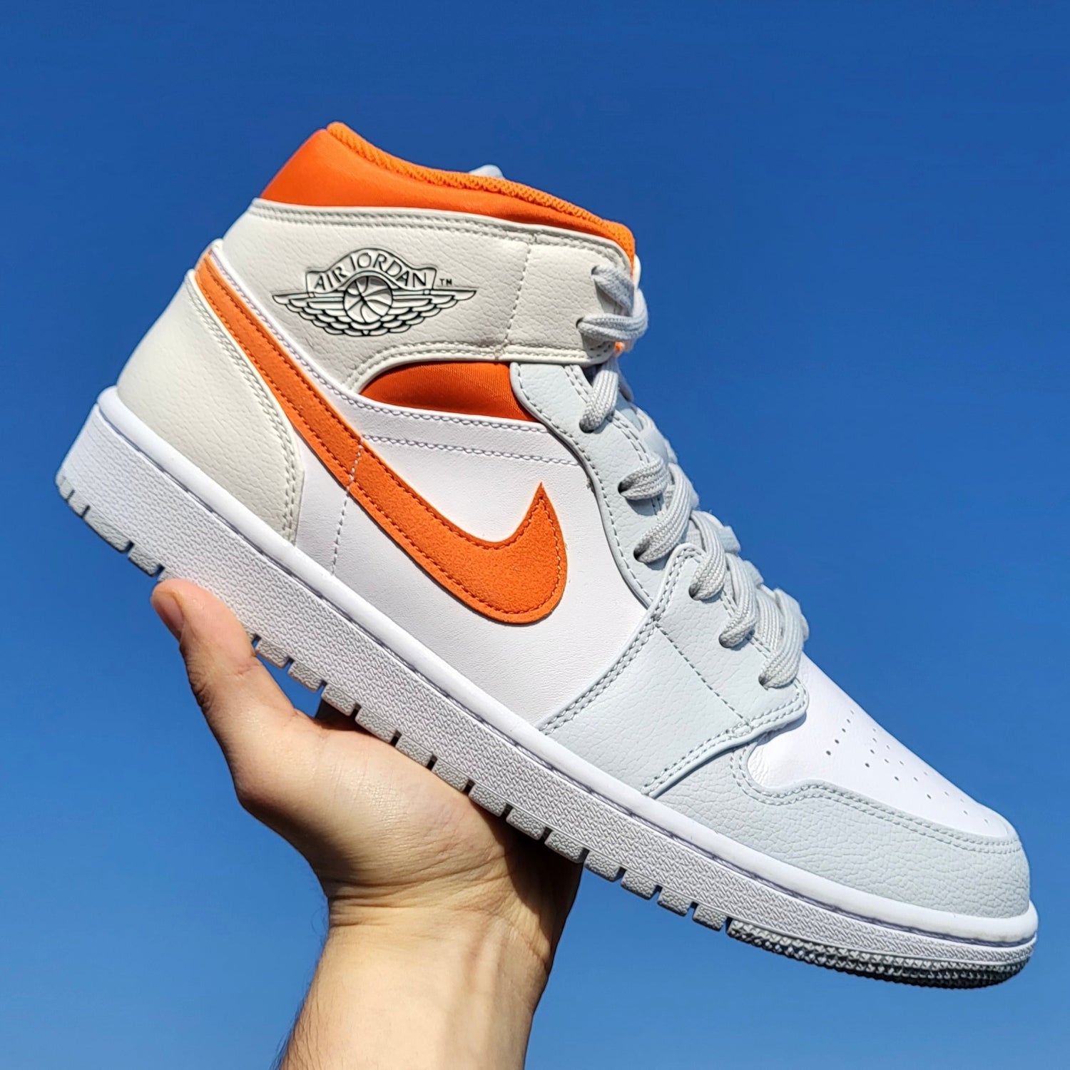 Jordan 1 Mid Orange Alb Gri