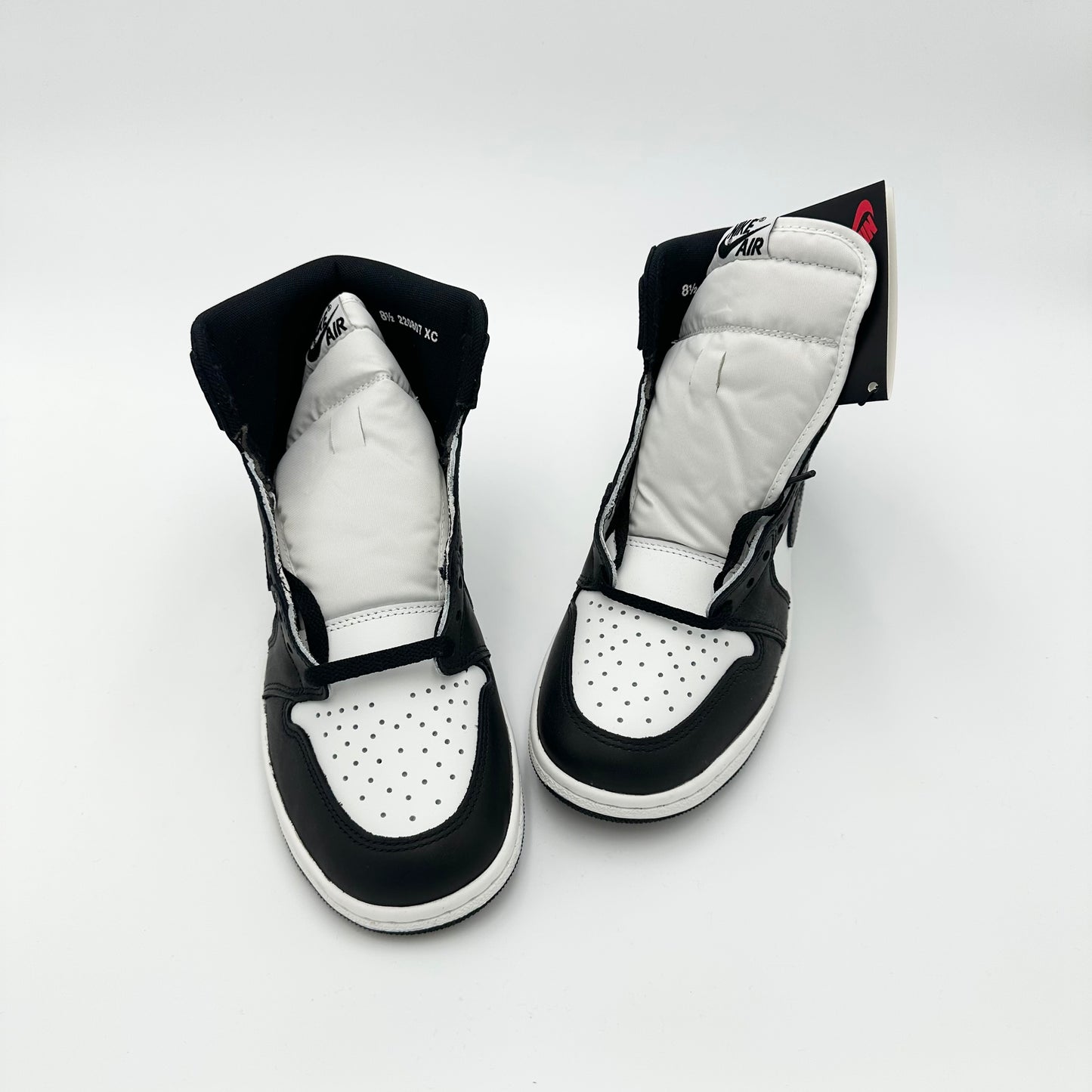 Pantofi Sport Air Jordan 1 Retro High 85 Black/White 2023 BQ4422-001
