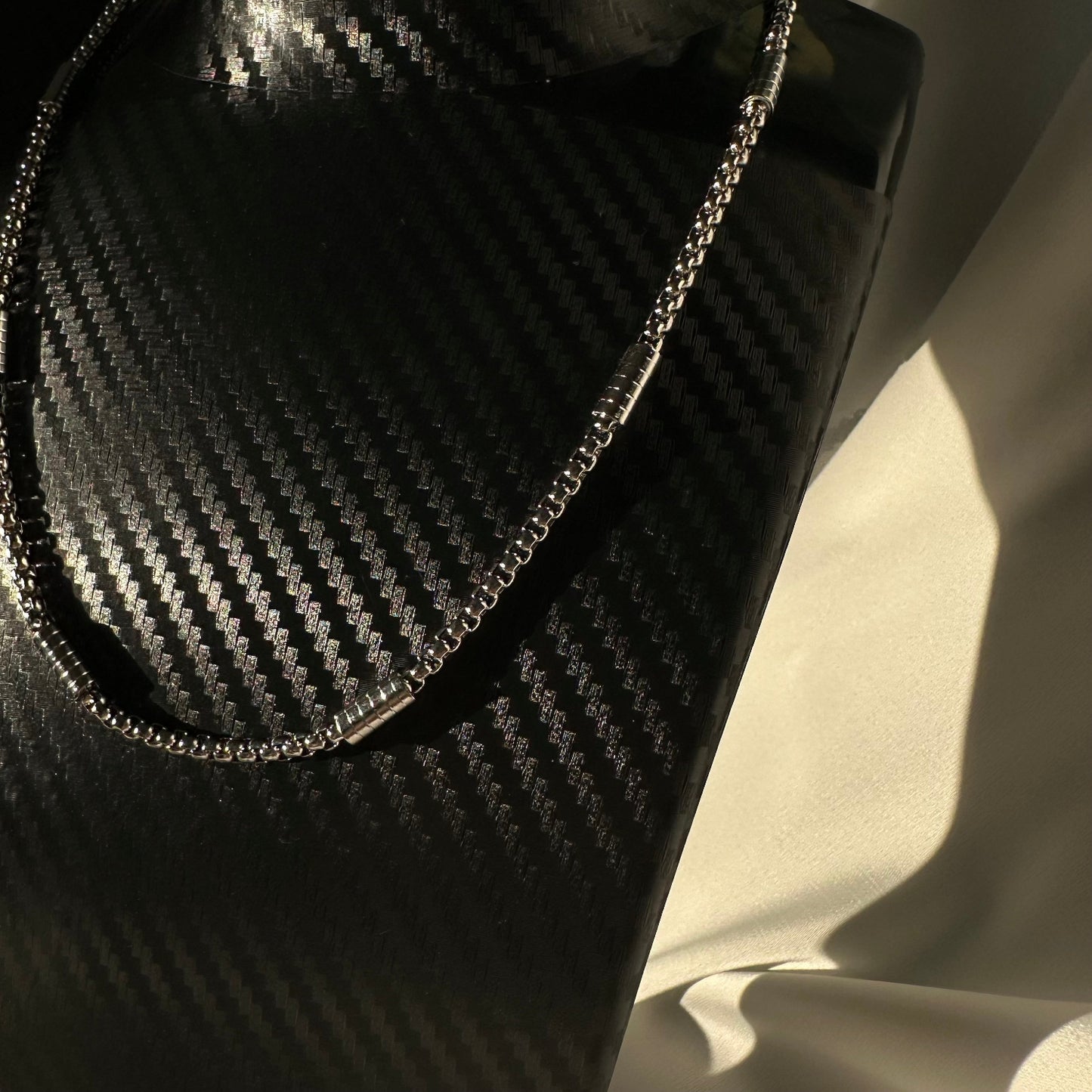 Colier Barbatesc Gros Argintiu