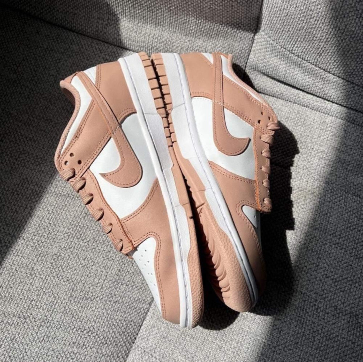 Nike Dunk Low Rose Whisper