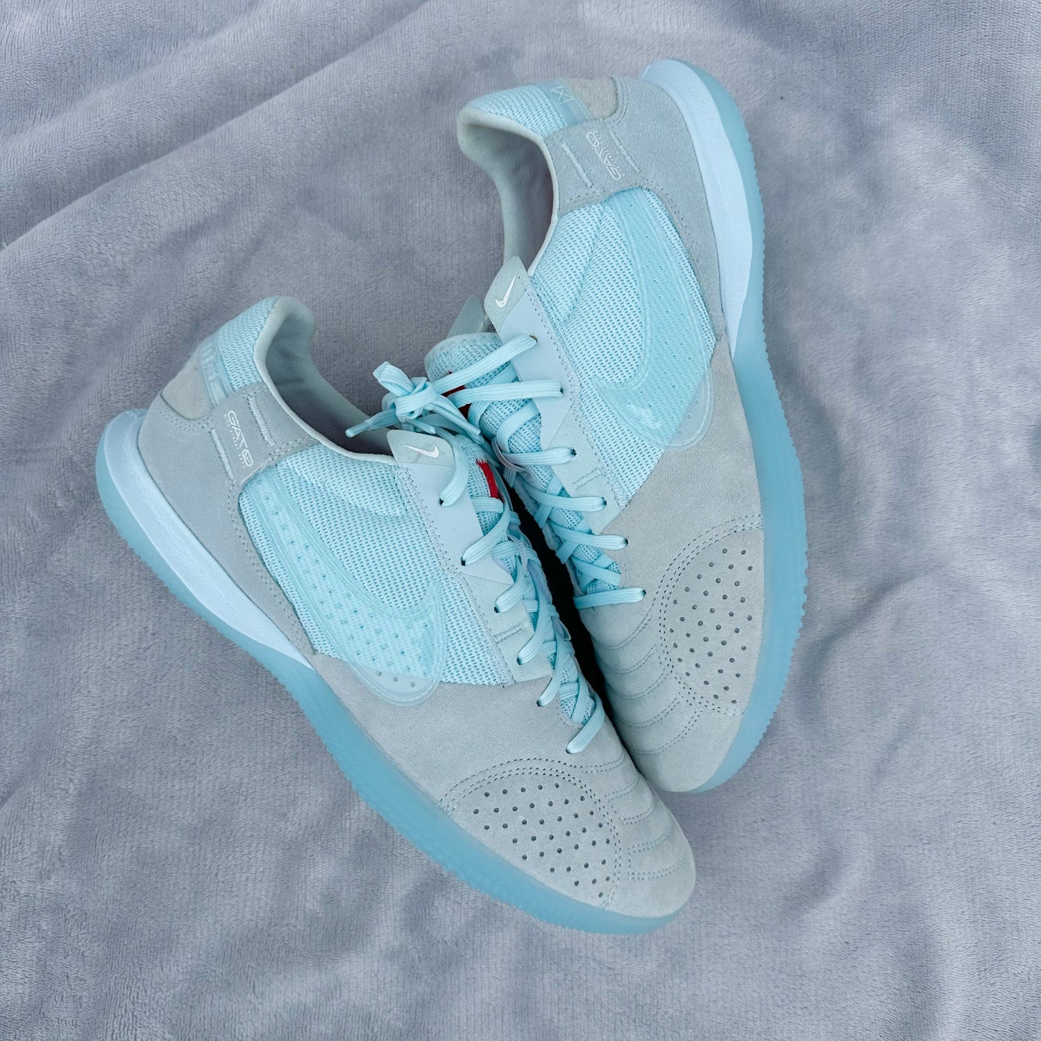 Nike Basket Streetgato Babyblue