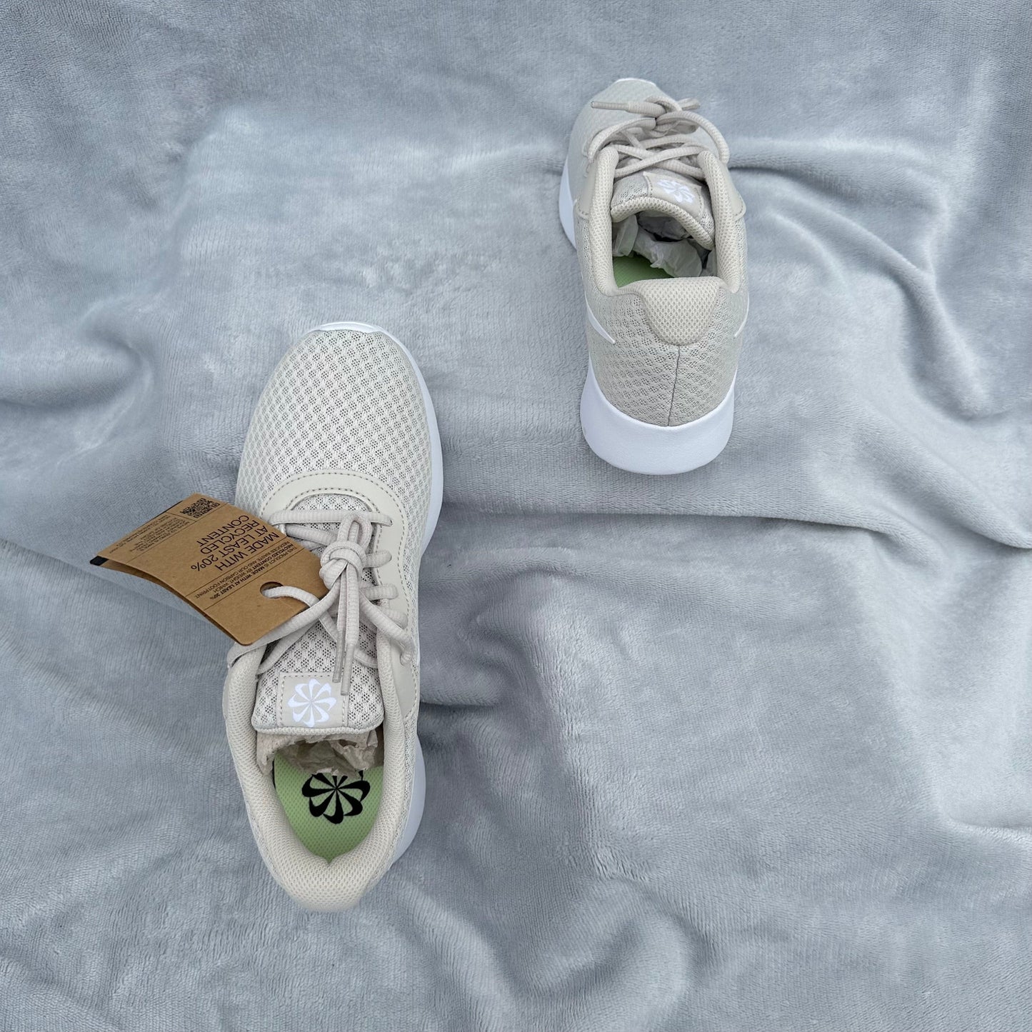 Nike Tanjun Bej Alb Sport Alergare