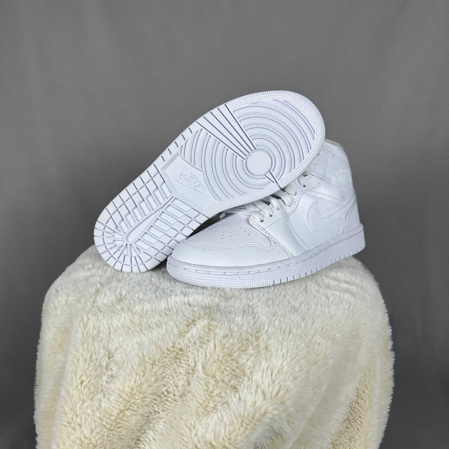 Pantofi Sport Air Jordan 1 Mid Triple White Full Alb