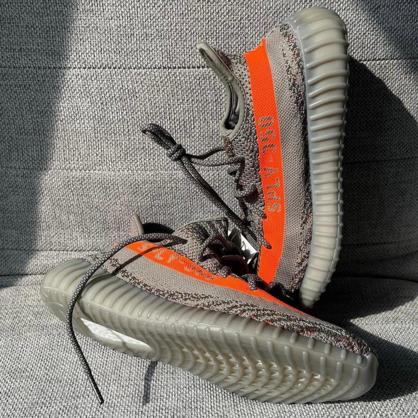 Pantofi Sport Yeezy Boost 350 V2 Beluga Reflective OG