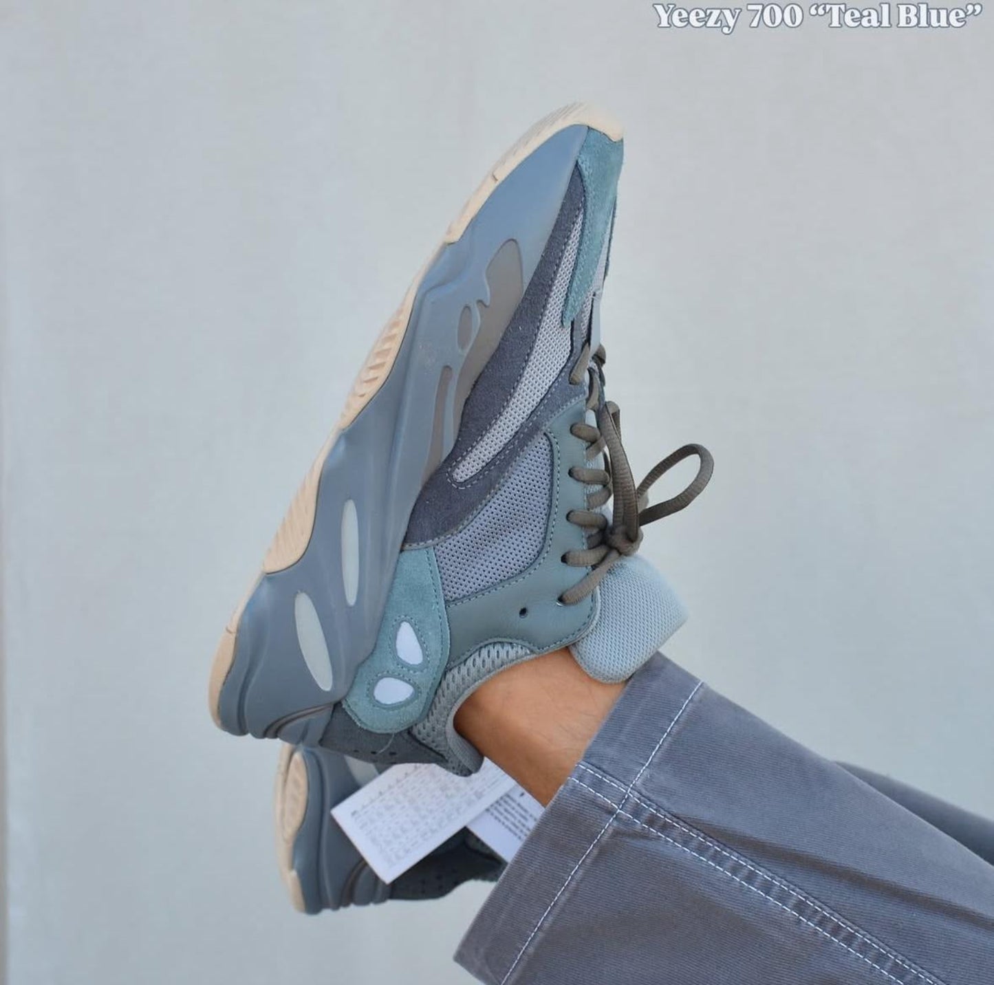 Pantofi Sport Yeezy Boost 700 Teal Blue