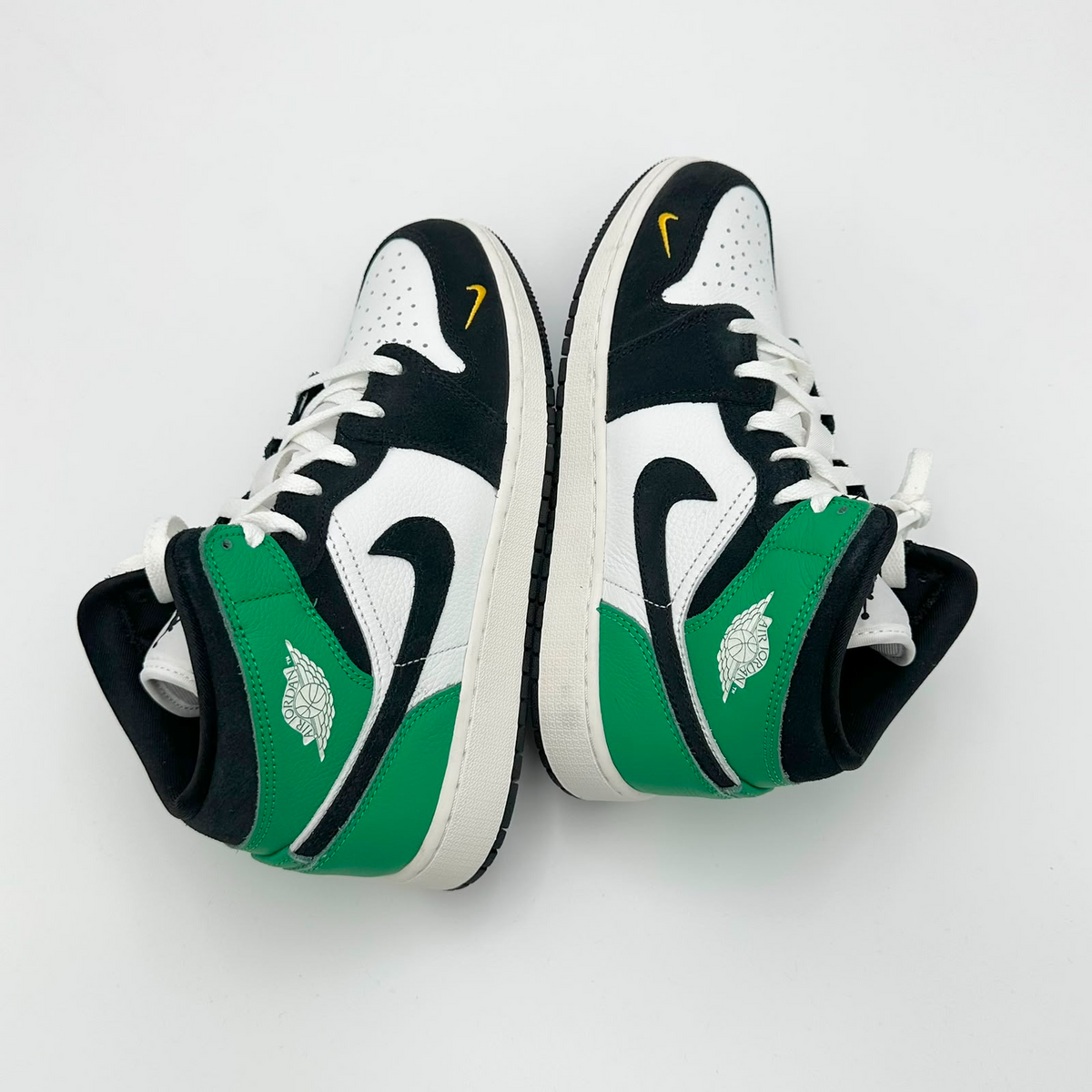 Pantofi Sport Air Jordan 1 Mid Lucky Green Verde Gs II1254-100