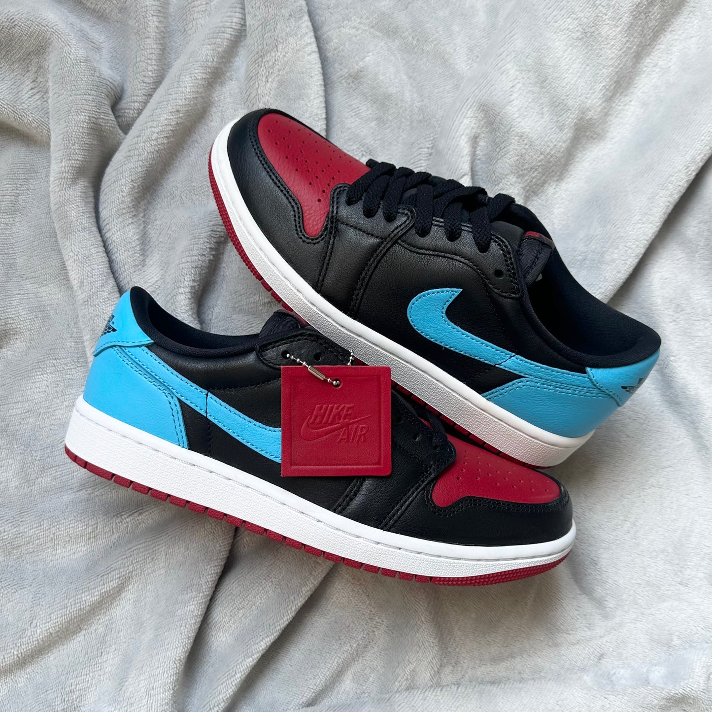 Pantofi Sport Air Jordan 1 low OG UNC to Chicago DZ0775-046