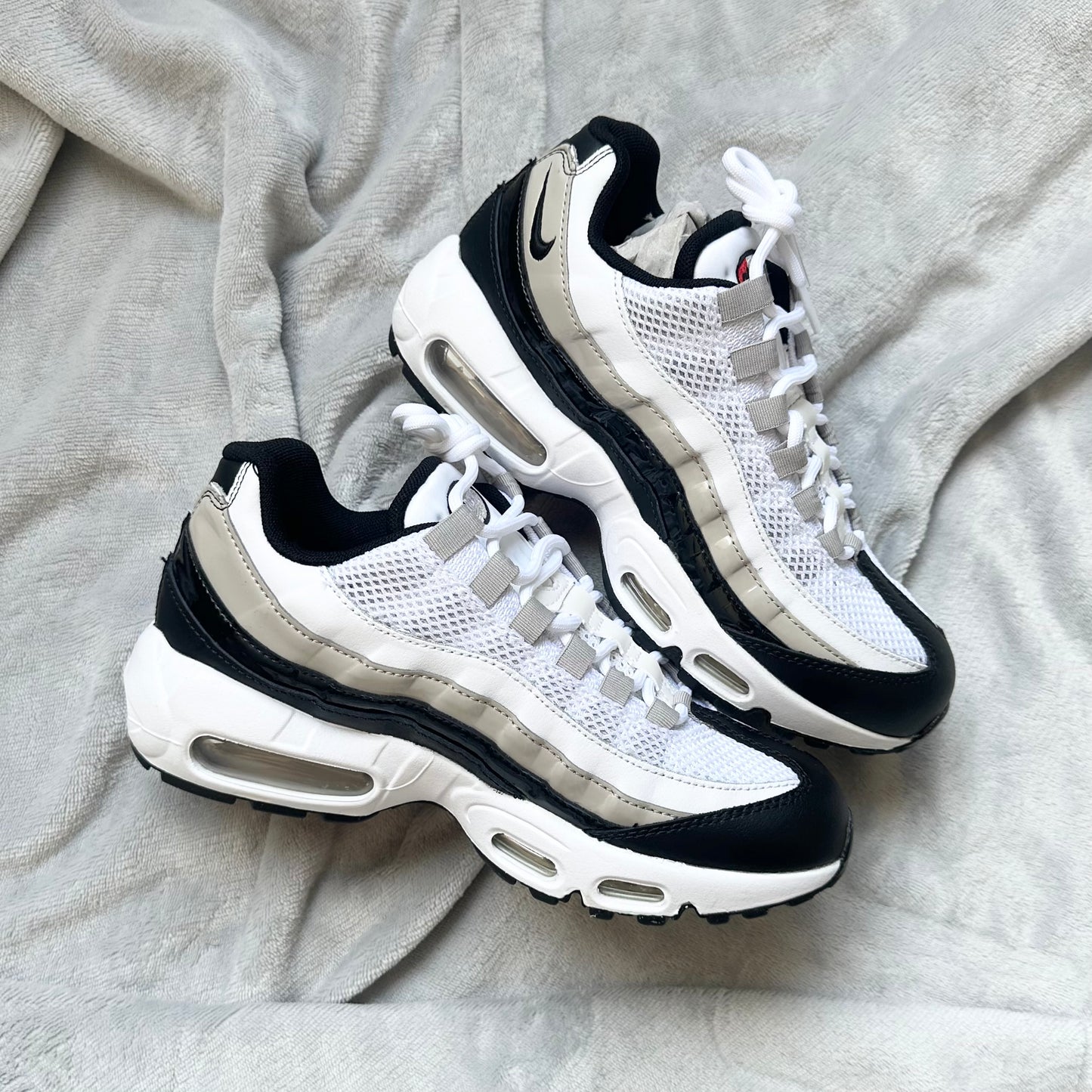 Pantofi Sport Nike Air Max 95 Iron Oreo DR2550-100