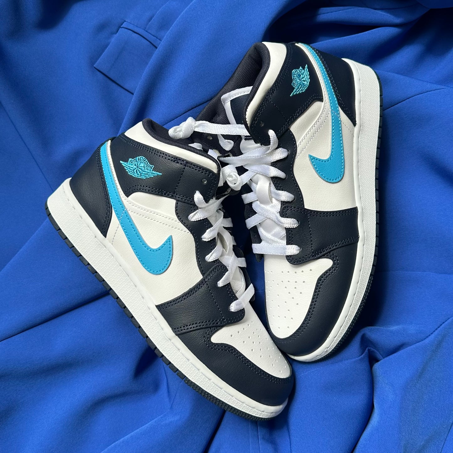 Pantofi Sport Air Jordan 1 Mid Navy Bleumarin DQ8423-404
