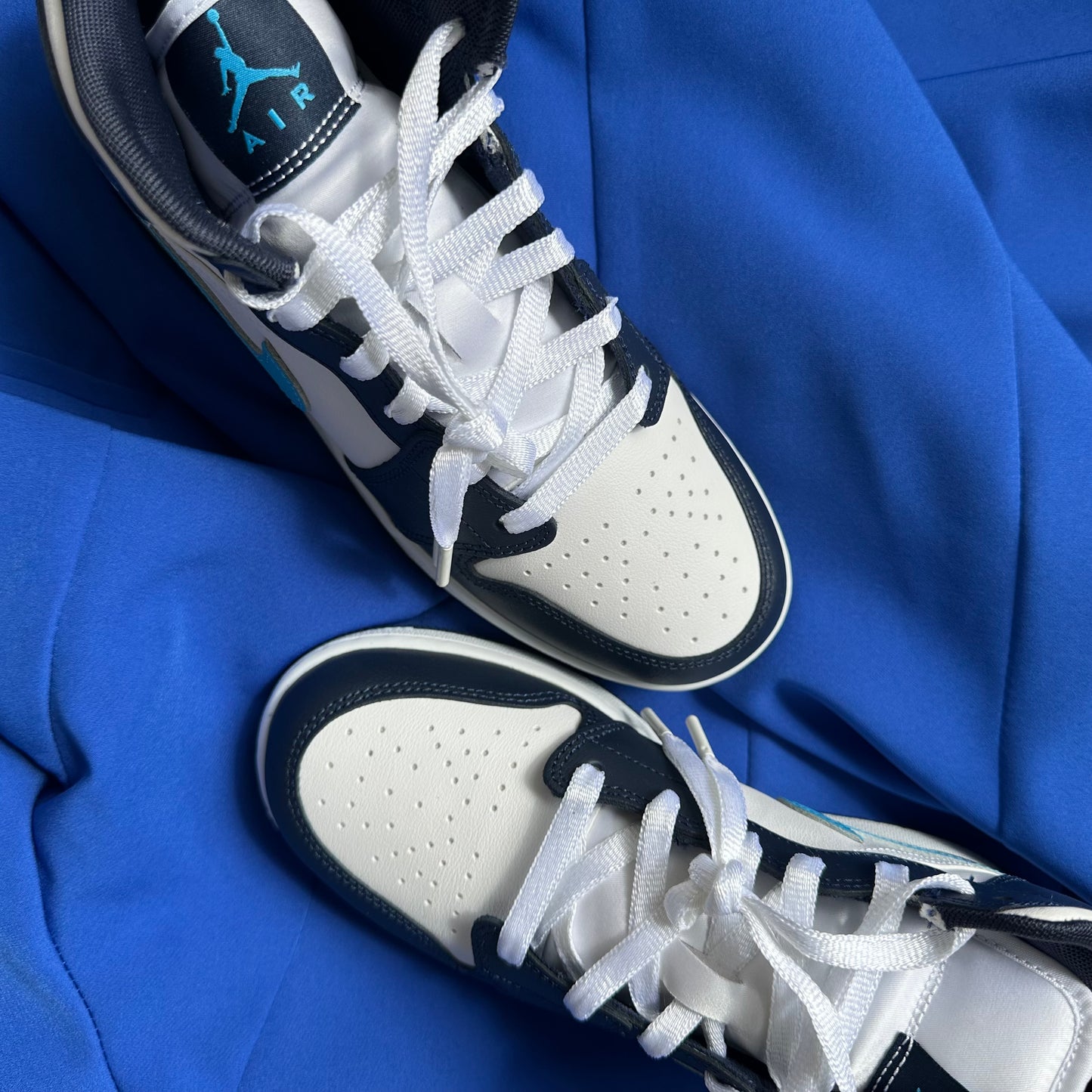 Pantofi Sport Air Jordan 1 Mid Navy Bleumarin DQ8423-404