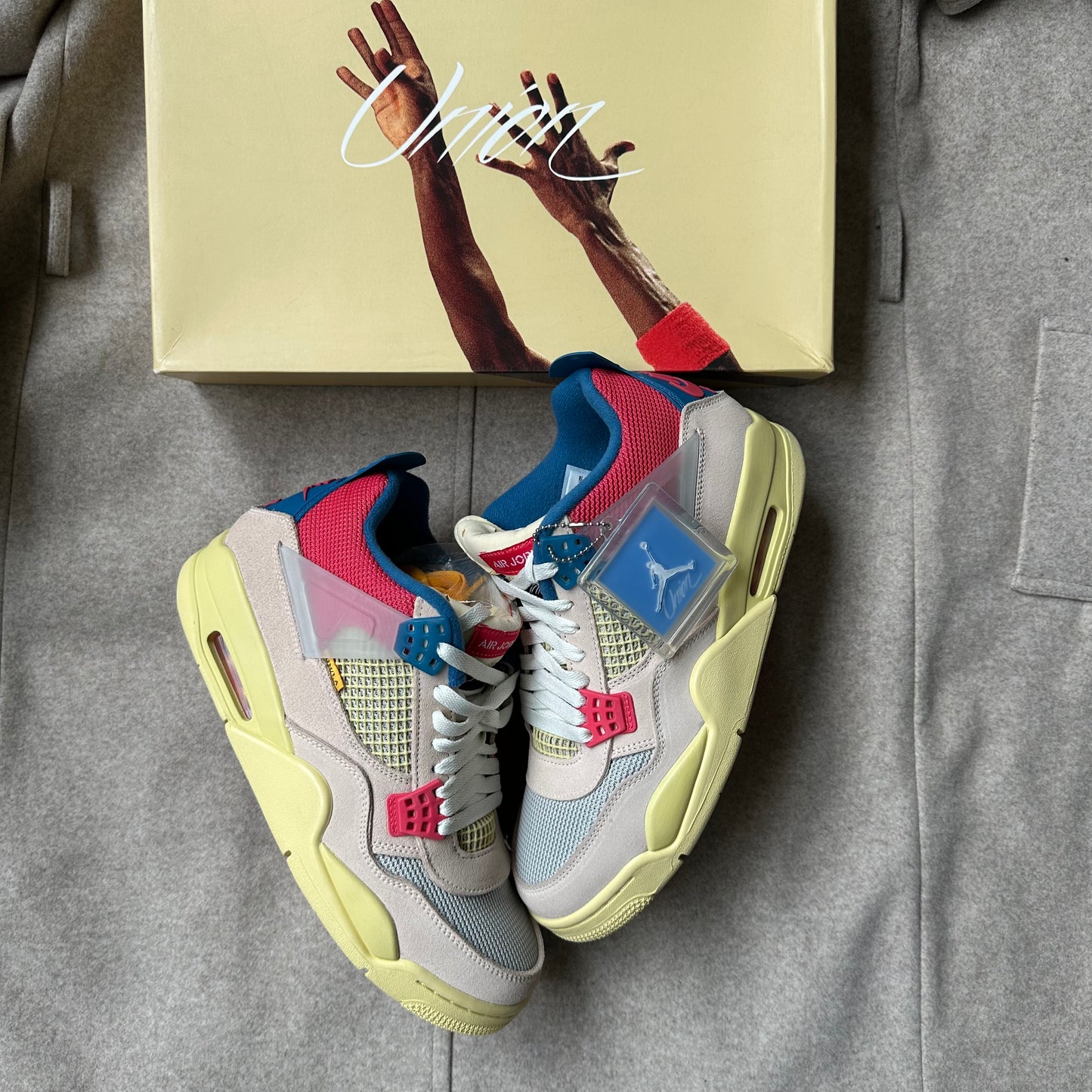 Pantofi Sport Air Jordan 4 Retro SP x Union Guava Ice DC9533-800