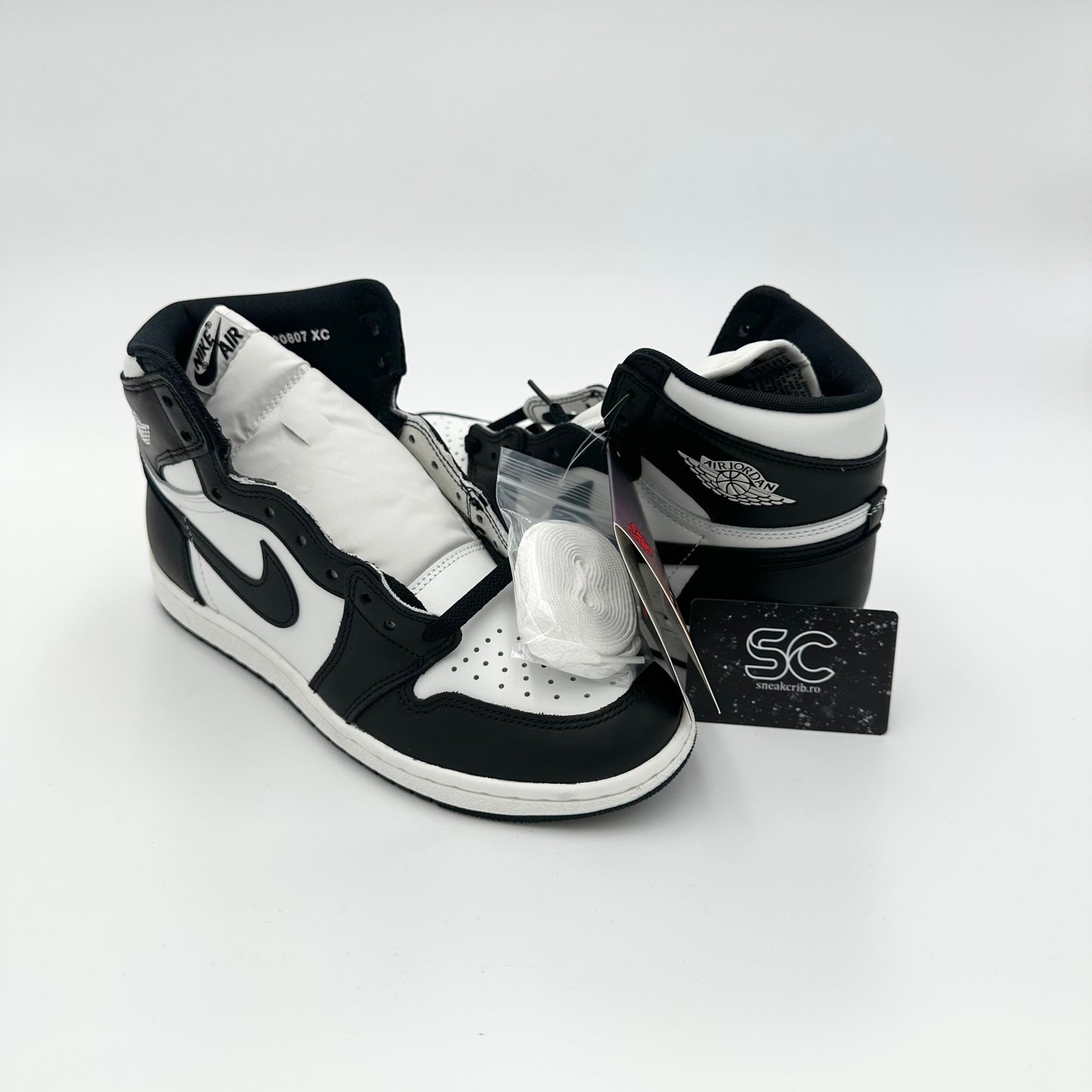 Pantofi Sport Air Jordan 1 Retro High 85 Black/White 2023 BQ4422-001