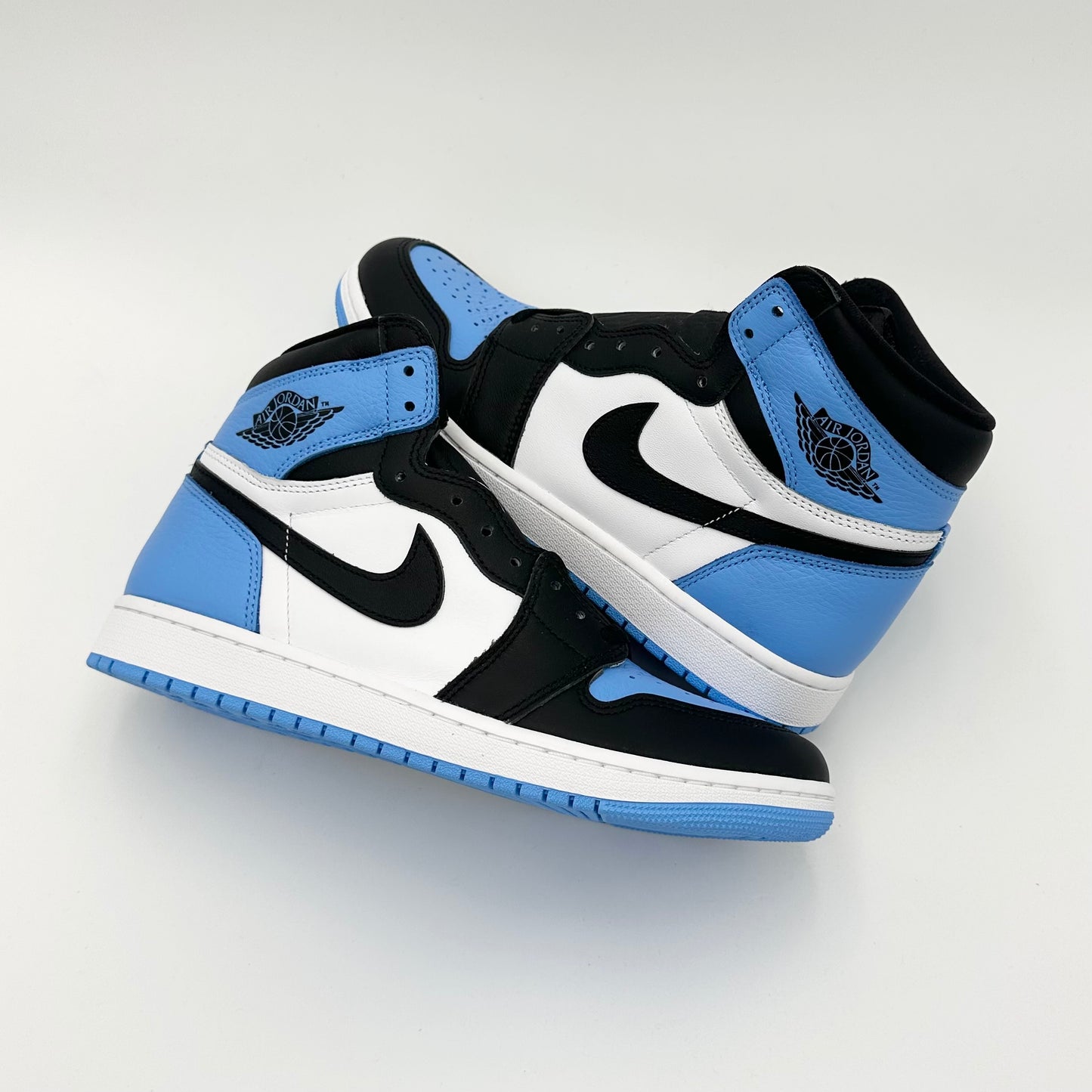 Pantofi Sport Air Jordan 1 Retro High UNC Toe Albastru DZ5485-400