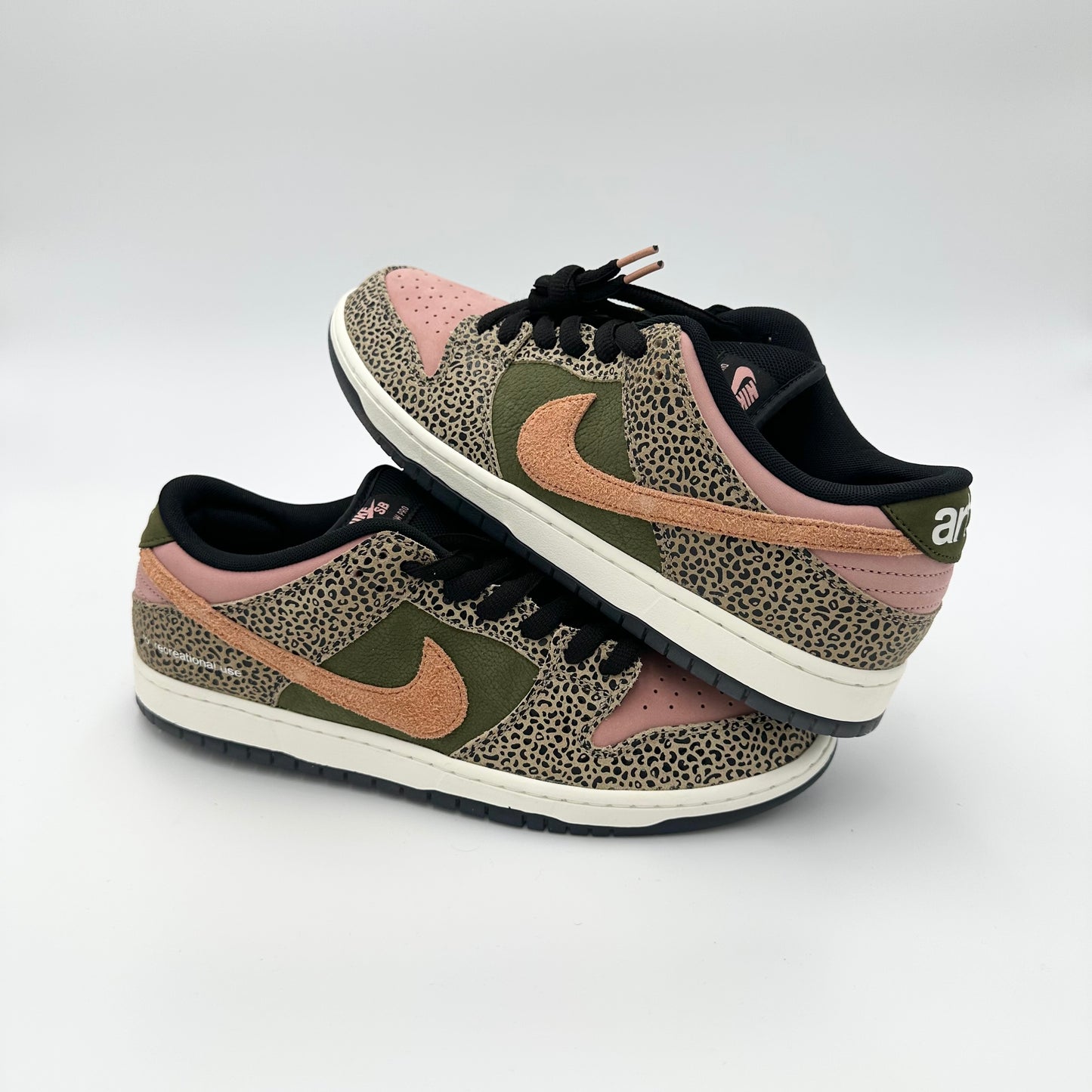 Pantofi Sport Nike Dunk Low Pro For Recreational Use Special Box 1 of 300- IH3211-200