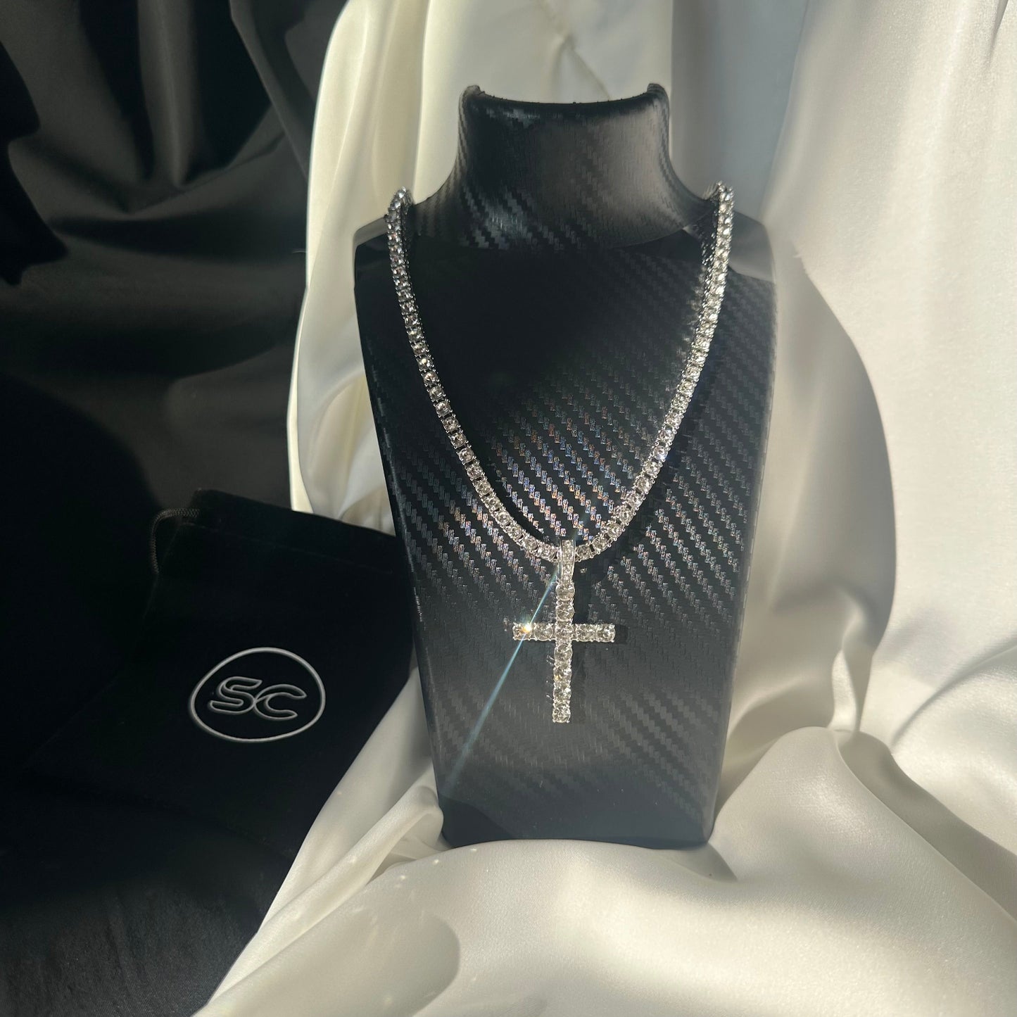 Colier Tennis Argintiu cu Cruce Silver