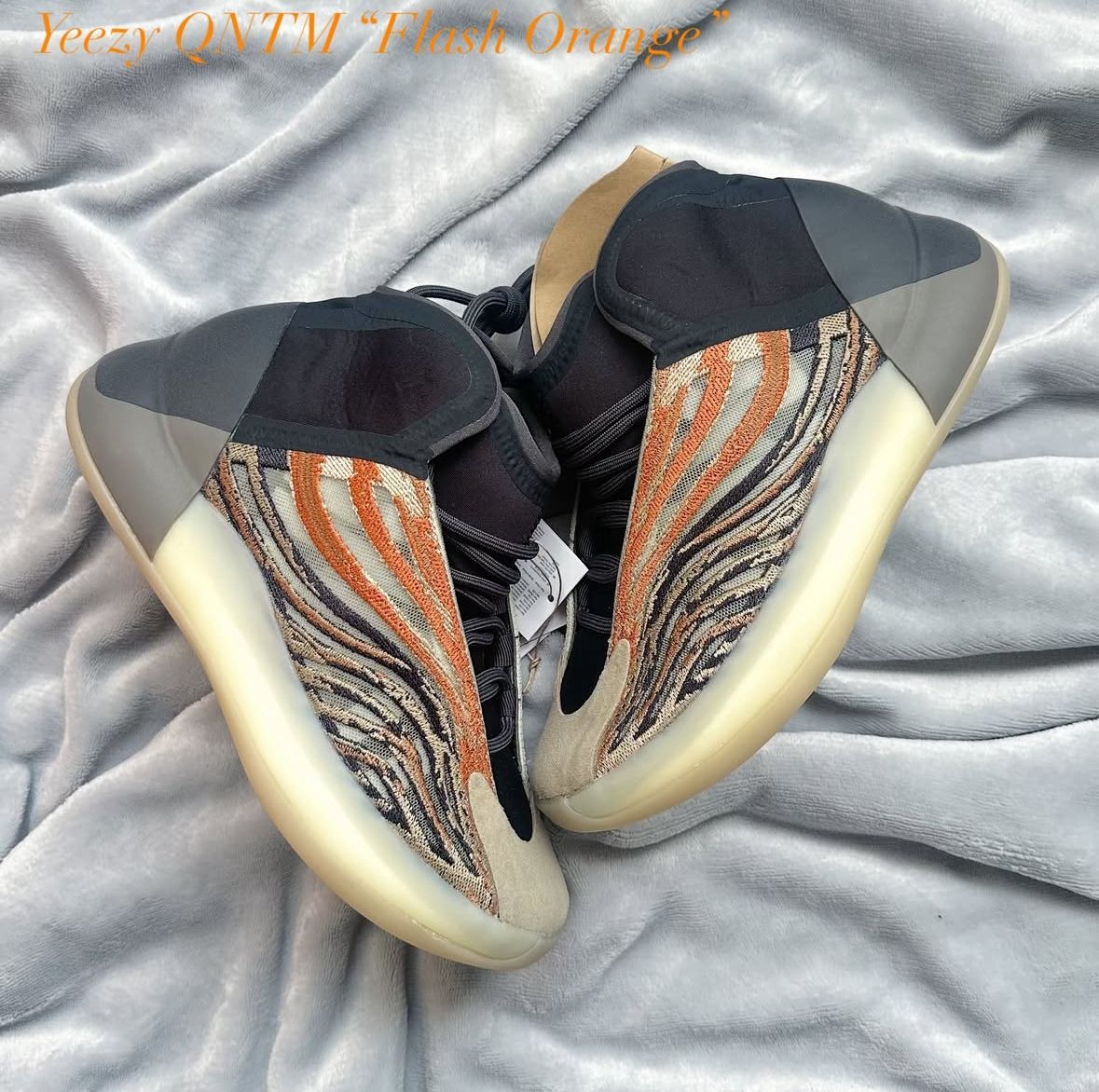 Pantofi Sport Yeezy Boost QNTM Flash Orange