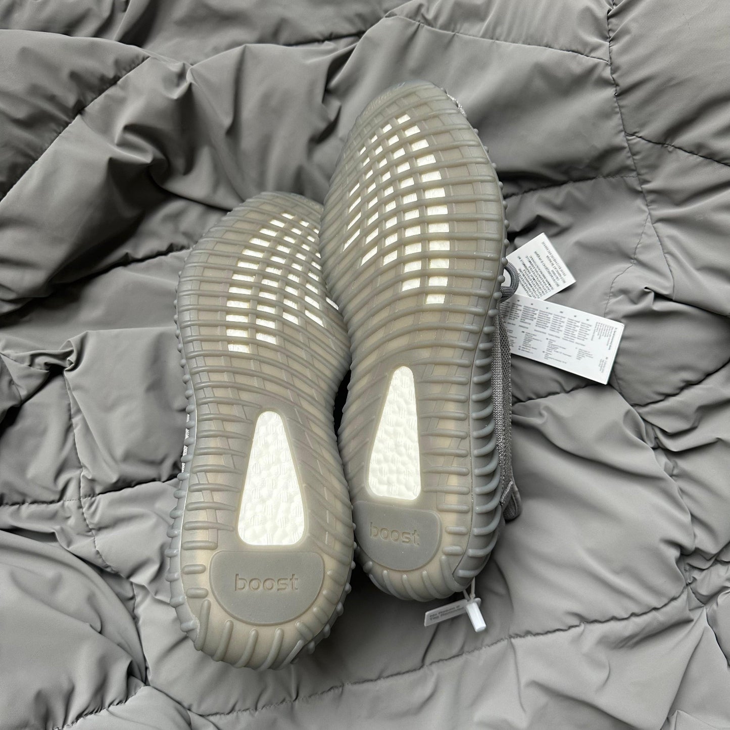 Pantofi Sport Yeezy Boost 350 V2 Steel Grey