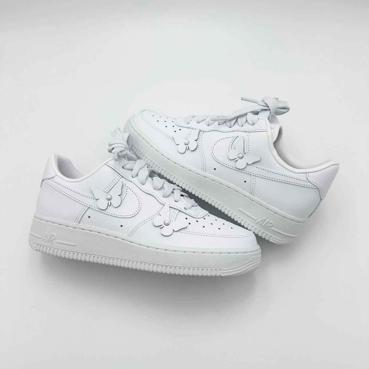 Pantofi Sport Air Force 1 Low Butterfly IH4480-100