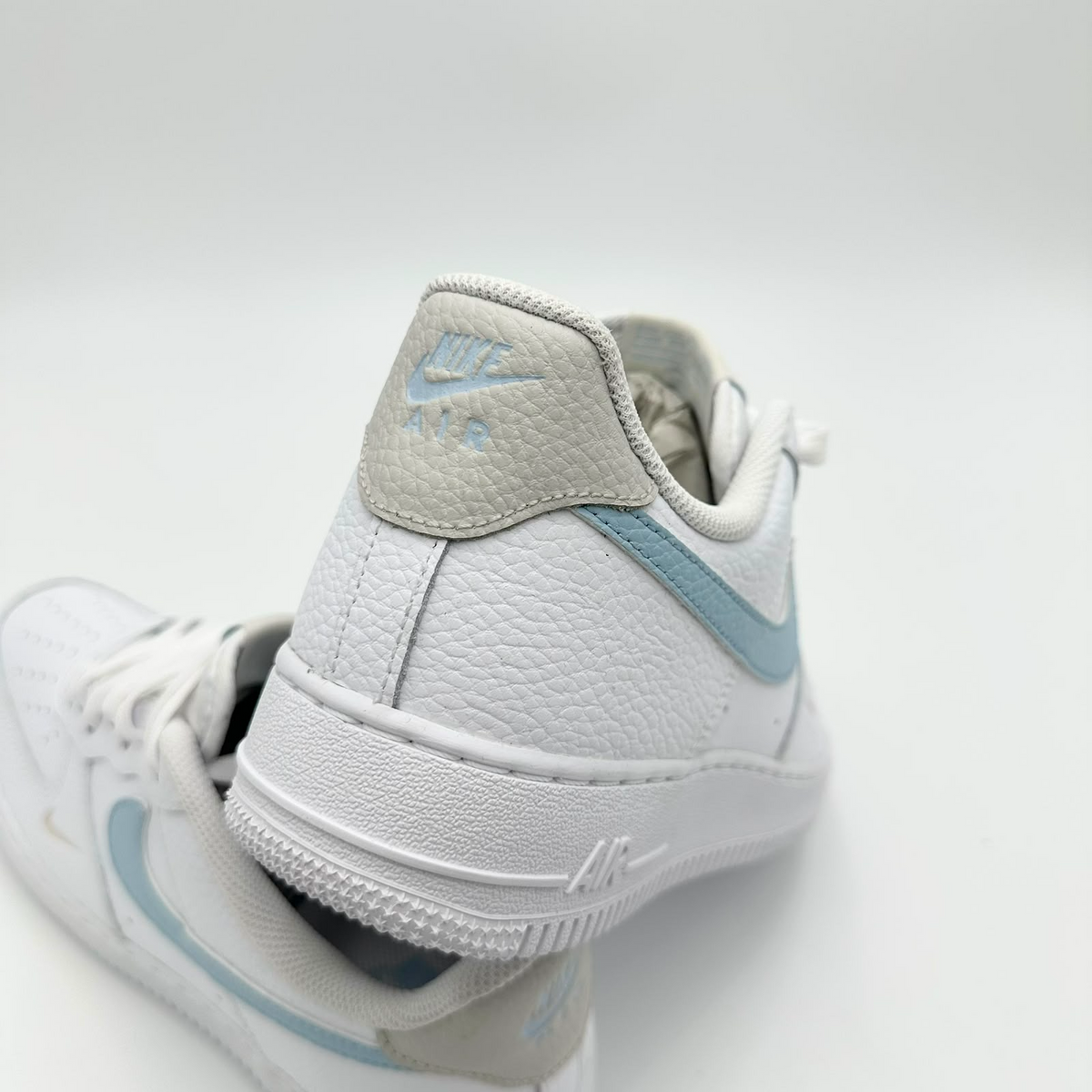 Pantofi Sport Air Force 1 Low Light Armory Baby Blue HF0022-100