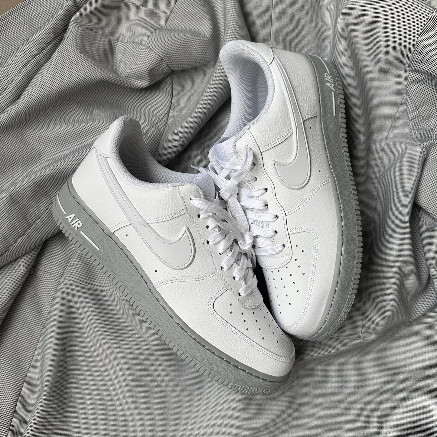 Pantofi Sport Nike Air Force 1 Low Rubber Swoosh HV6418-100