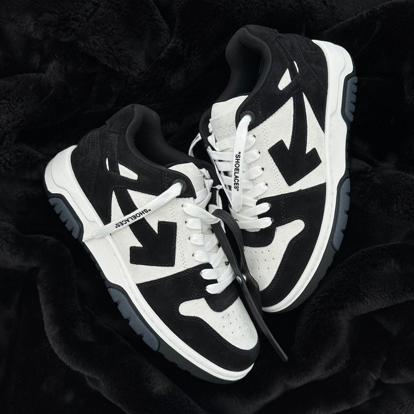 Pantofi Sport Off-White Out Of Office Low Cow Black Suede