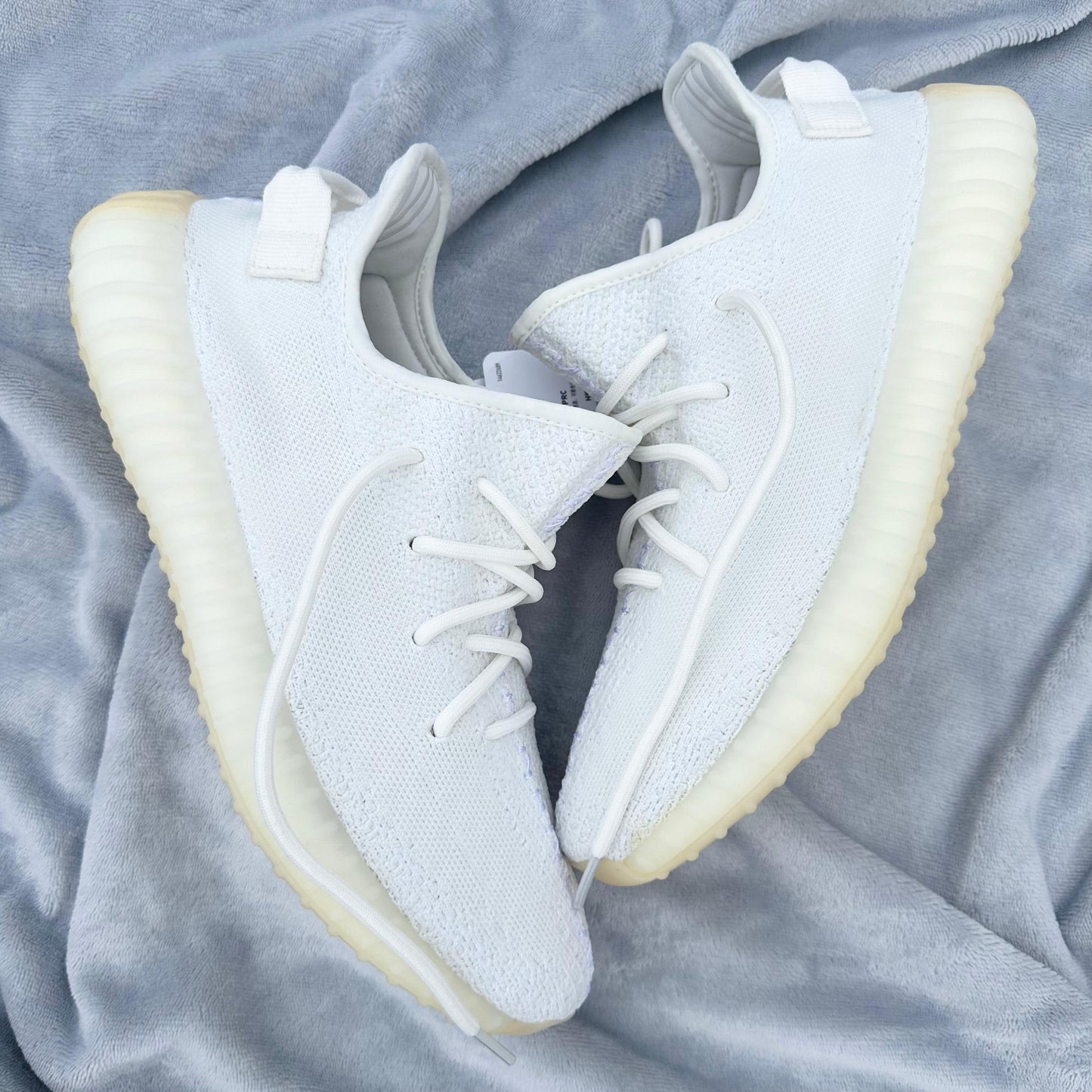 Pantof Sport Yeezy Boost 350 V2 Cream White