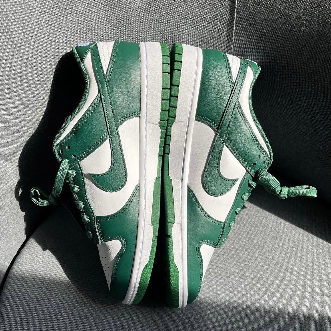 Pantofi Sport Nike Dunk Low Michigan State Verde DD1391-101