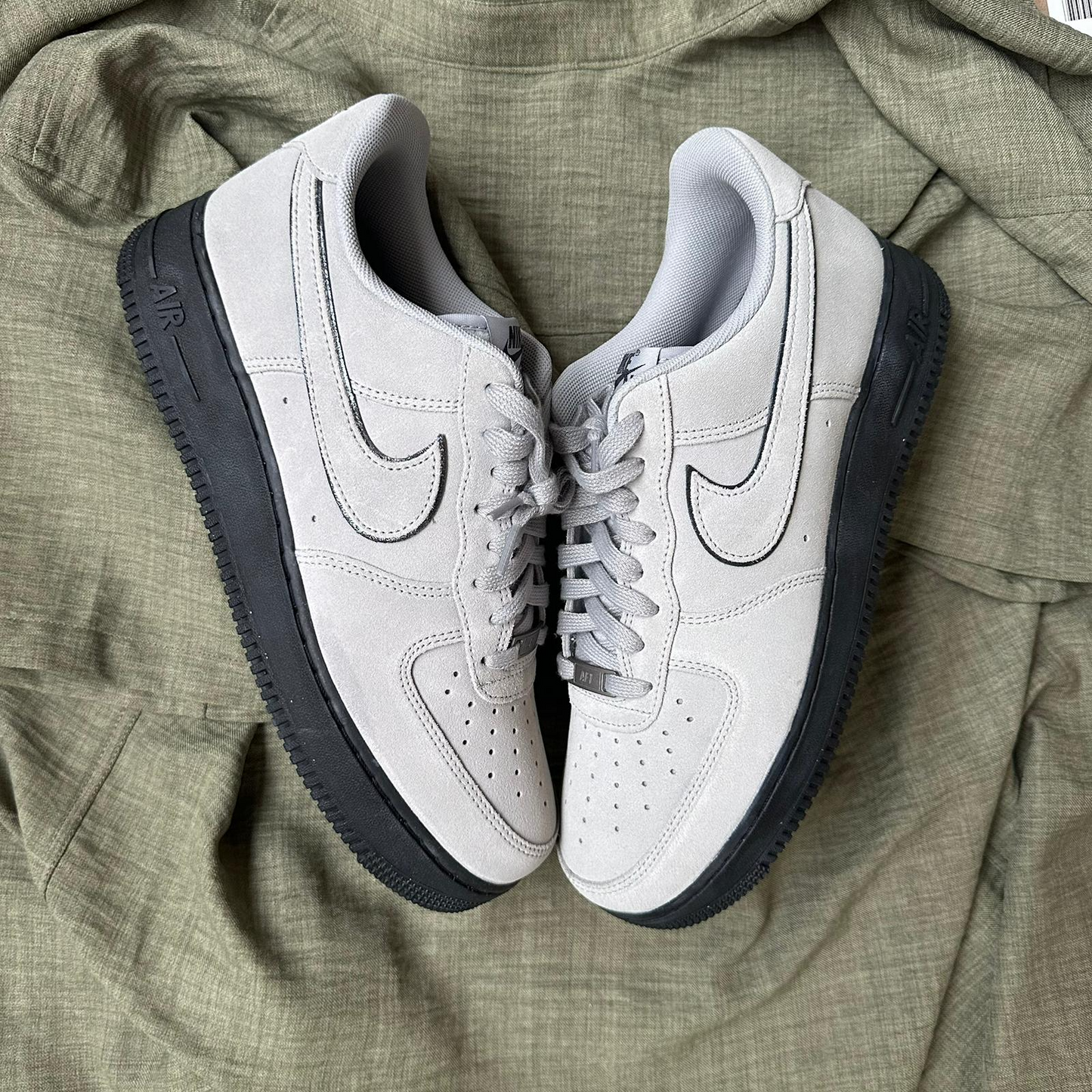 Pantofi Sport Nike Air Force 1 Low Grey Black Sole HQ1966-001