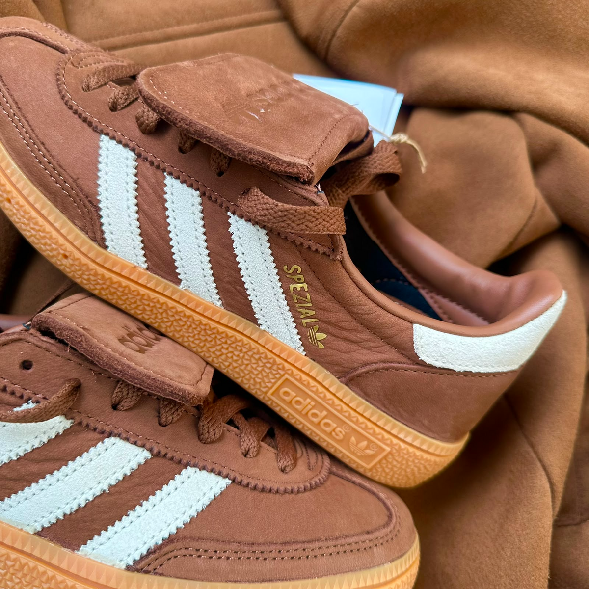 Pantofi Sport Adidas Handball Spezial Lt Maro Crem JR4879