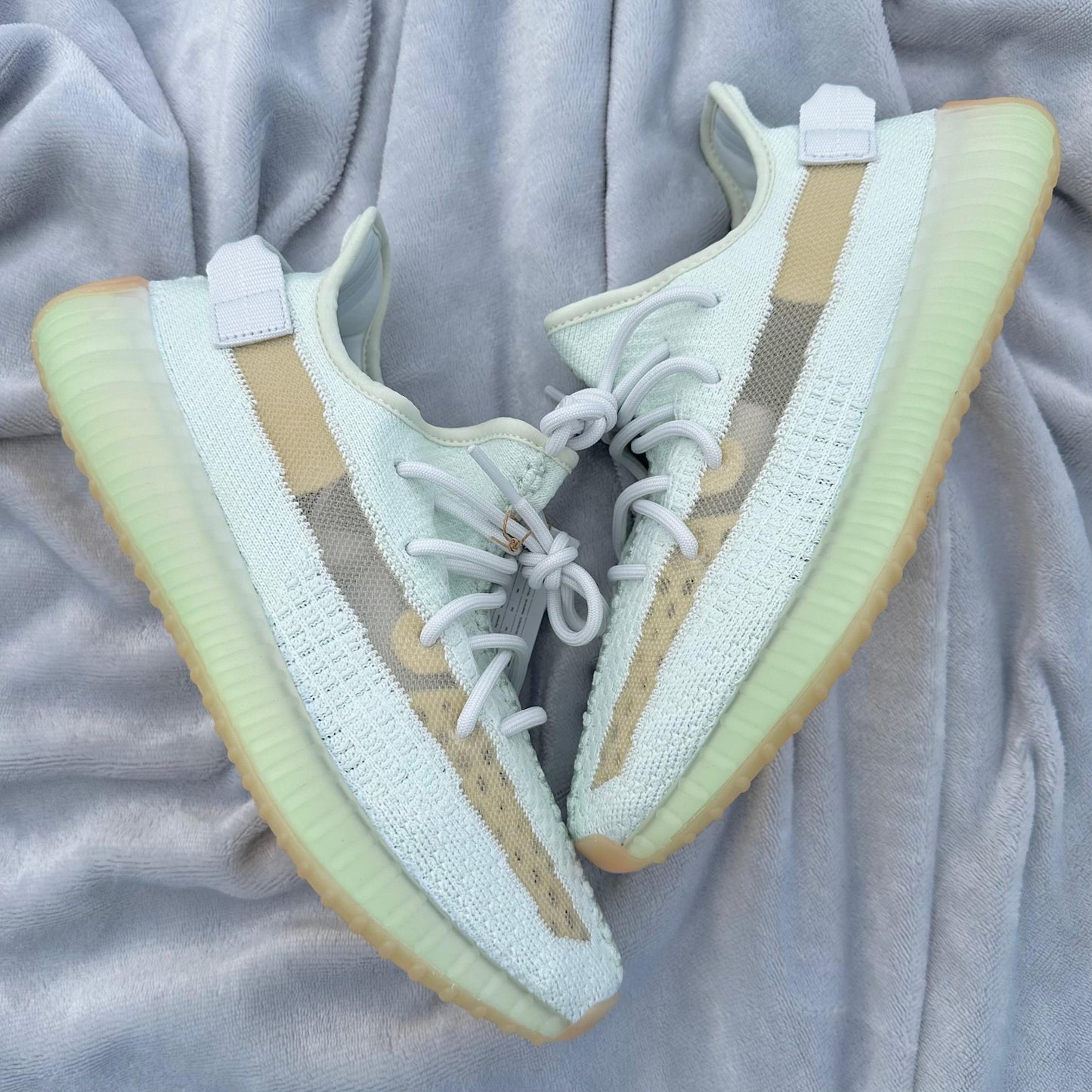 Pantofi Sport Yeezy Boost 350 V2 Hyperspace