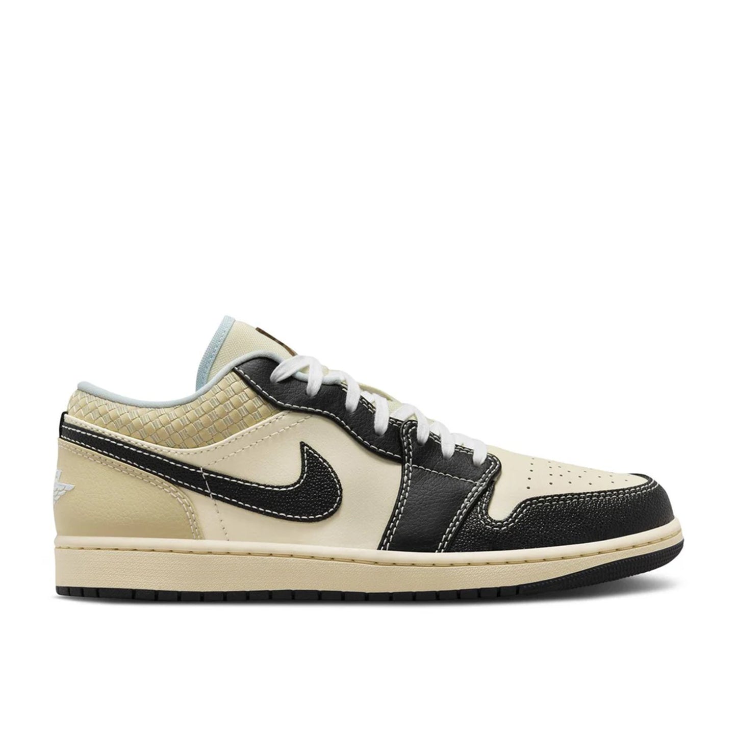 Pantofi Sport Air Jordan 1 low SE Coconut Milk Black Muslin Maro Bej