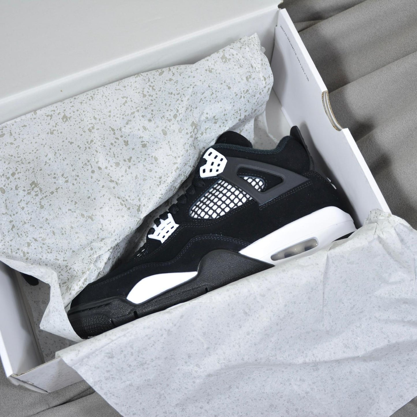 Pantofi Sport Air Jordan 4 Retro White Thunder FQ8138001