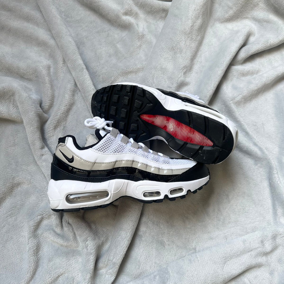 Pantofi Sport Nike Air Max 95 Iron Oreo DR2550-100