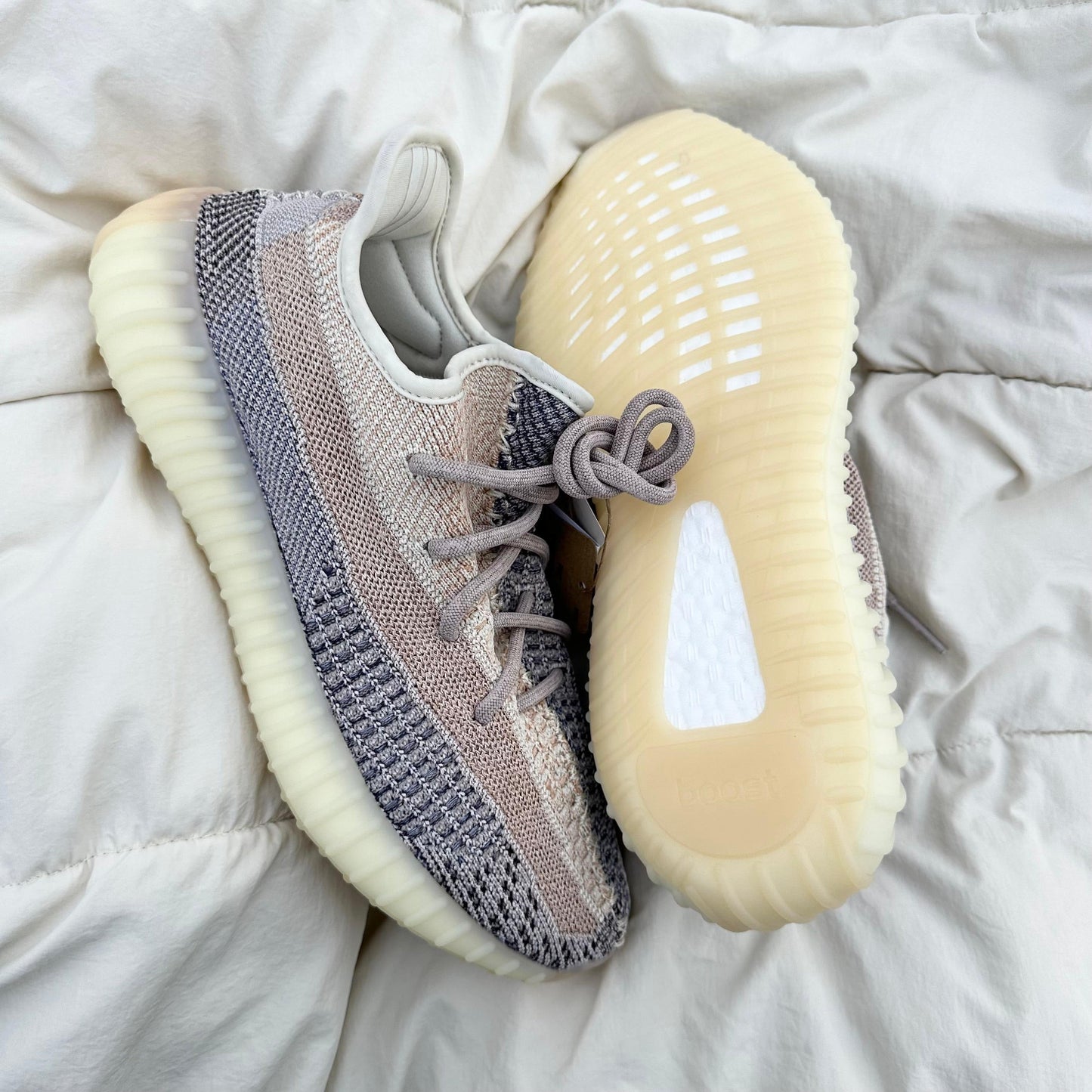 Pantofi Sport Yeezy Boost 350 V2 Ash Pearl