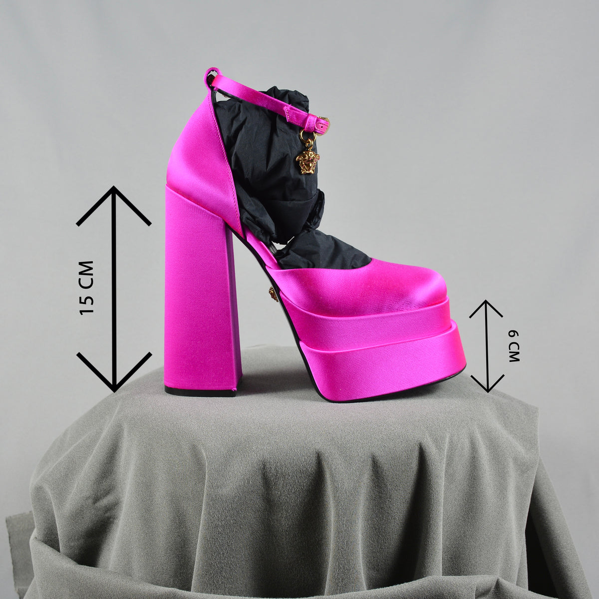 Pantofi Eleganti Platforma Cu Toc Versace Fuchsia Pandantiv Medusa
