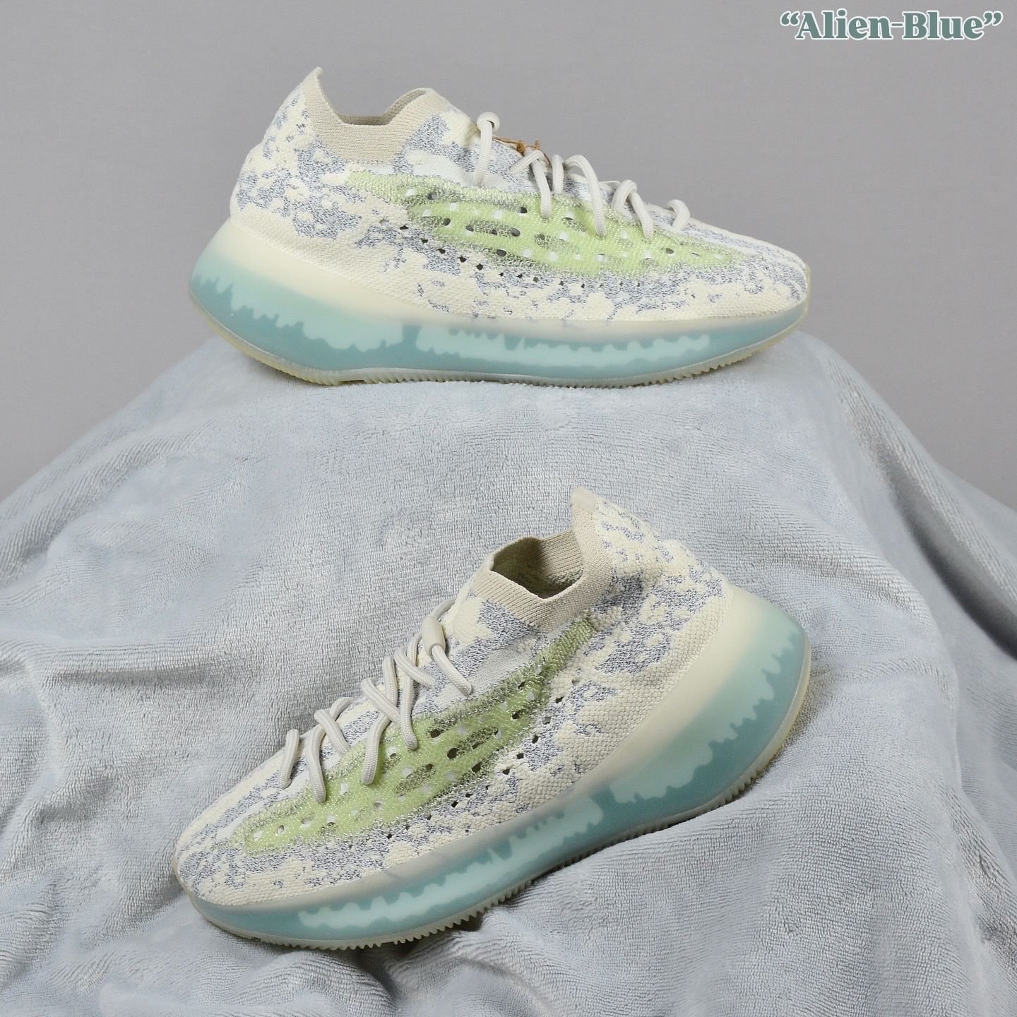 Pantofi Sport Yeezy Boost 380 Alien Blue