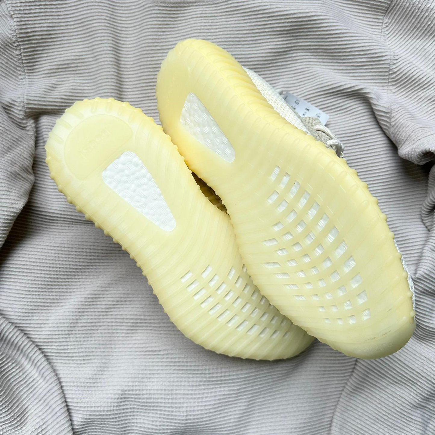 Pantofi Sport Yeezy 350 V2 Natural